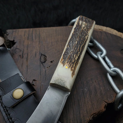 The Texas Chain Saw Massacre Movie Replica Knife with Leather Sheath - Vortex Blades
