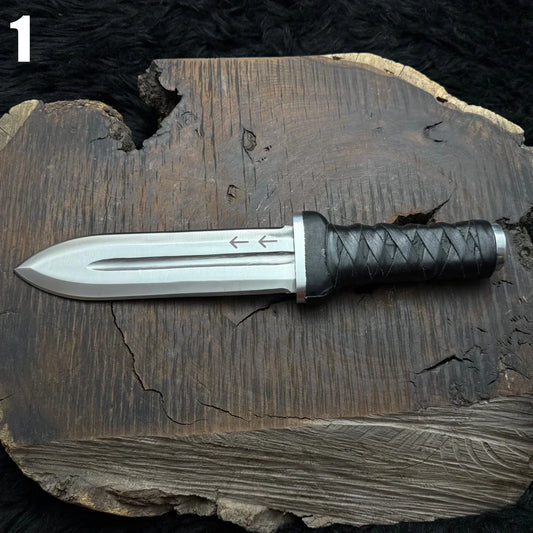 Handmade Vinland Saga Thorfinn Replica Daggers | Anime Cosplay items - Vortex Blades